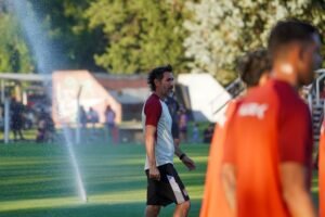 Tres partidos por el Apertura