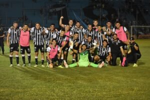 Gimnasia y Atlanta son punteros