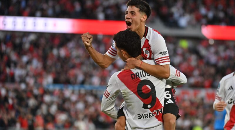 Goleada de River