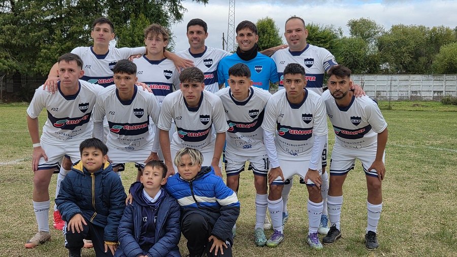 UNIVERSITARIO (900)