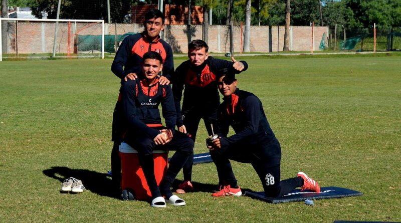 Patronato recibe a Chaca