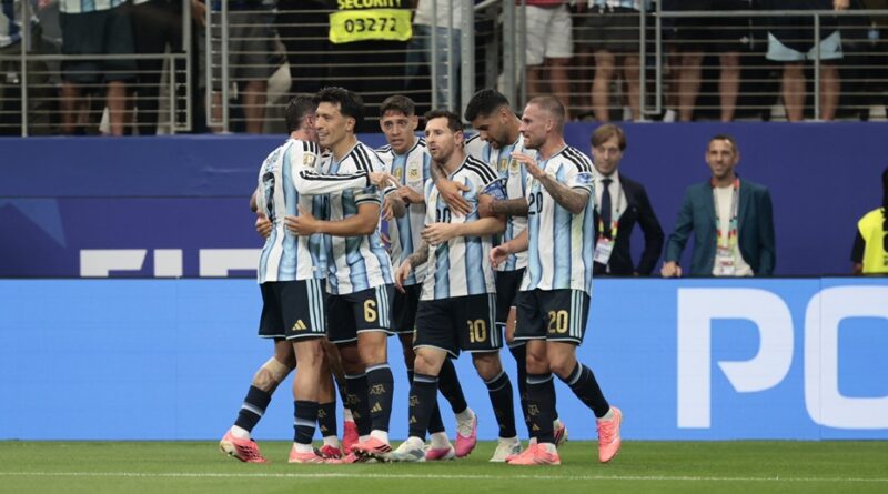 Ganó Argentina y Messi hace historia